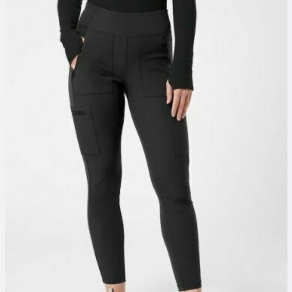 Athleta headlands hybrid cargo tight size 6